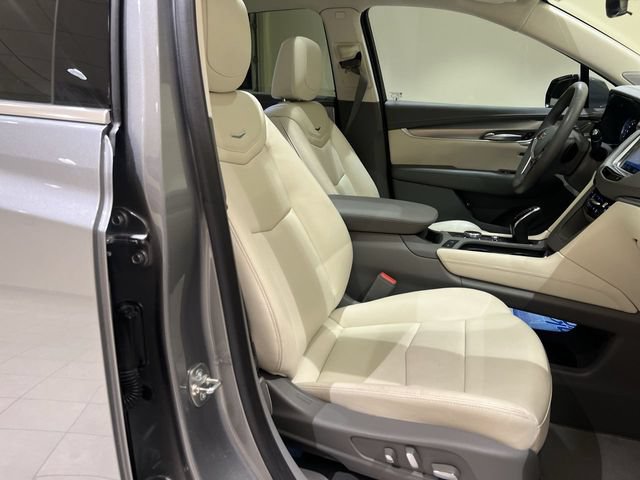 Used 2024 Cadillac XT5 Premium Luxury w/ Technology Package FWD image 26