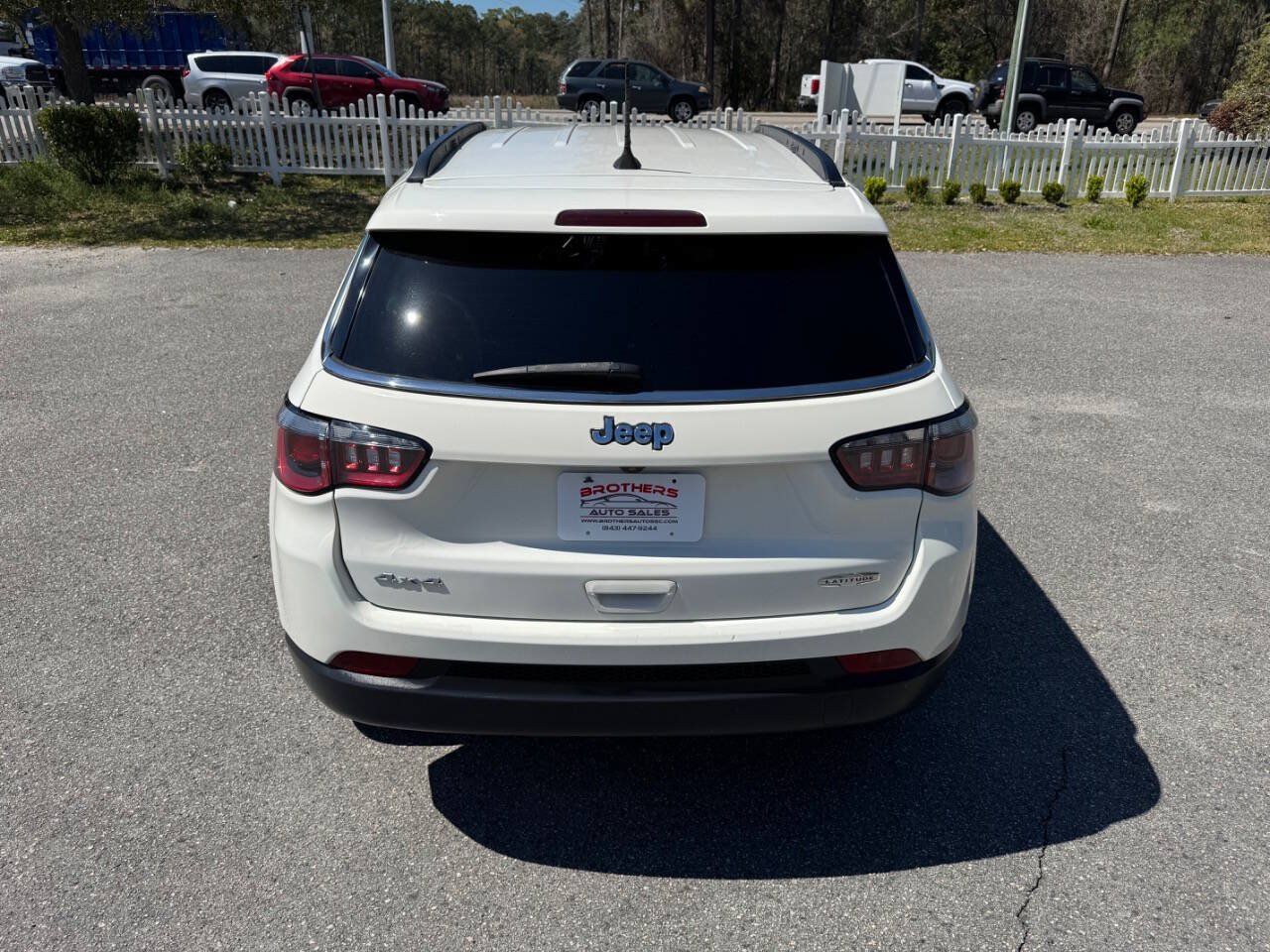 Used 2019 Jeep Compass Latitude AWD/4WD image 35