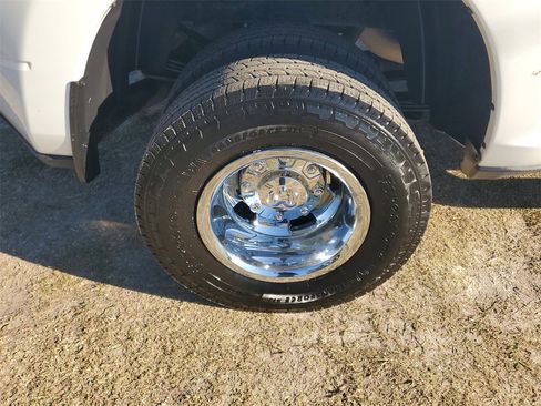 Used 2024 RAM 3500 Big Horn image 7