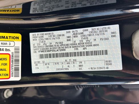 Used 2025 Ford Bronco Badlands image 34