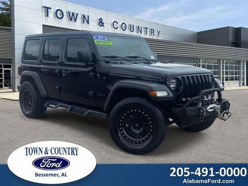 Used 2019 Jeep Wrangler Unlimited Sport S image 1