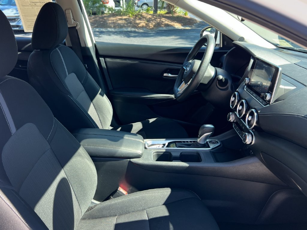 Certified 2025 Nissan Sentra SV FWD image 19
