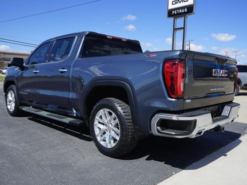Used 2021 GMC Sierra 1500 SLT image 3