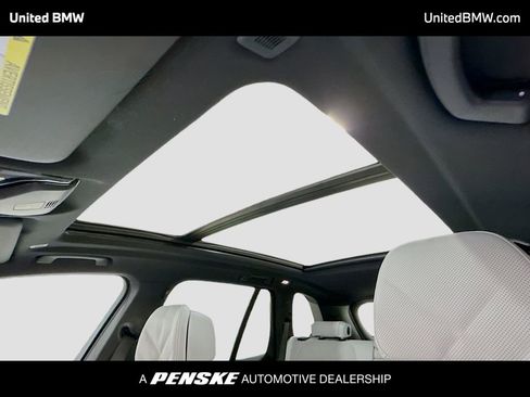 New 2026 BMW X5 sDrive40i image 12