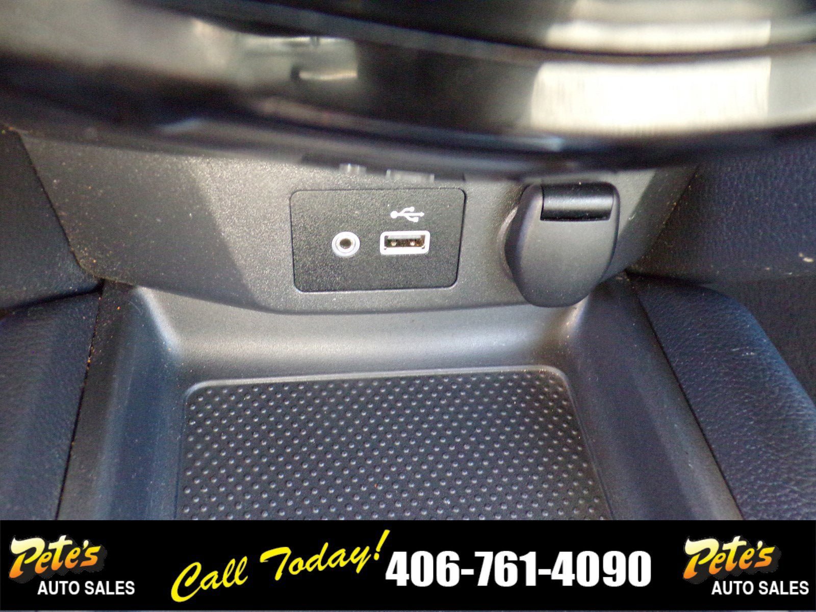 Used 2018 Nissan Rogue S AWD/4WD image 25