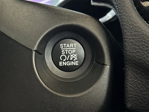 Used 2020 Jeep Compass Latitude image 19