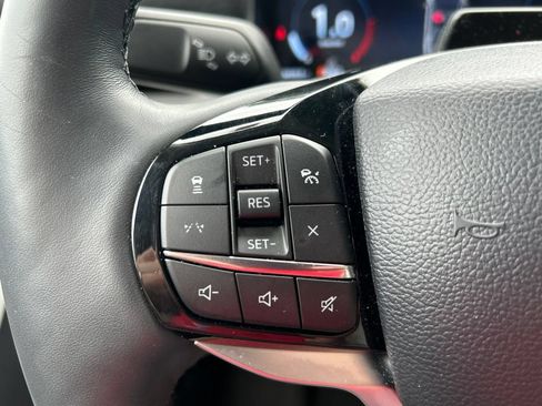 Used 2025 Ford Explorer Platinum w/ Ultimate Package AWD/4WD image 21