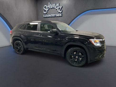 New 2026 Volkswagen Atlas Cross Sport SEL R-Line AWD/4WD image 2