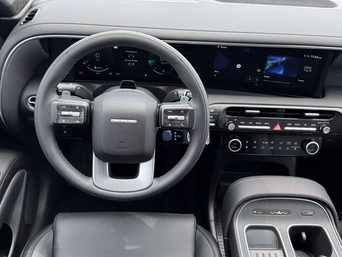 New 2026 Hyundai Palisade Calligraphy FWD image 17
