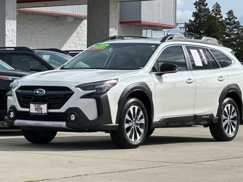 Used 2025 Subaru Outback Limited image 7