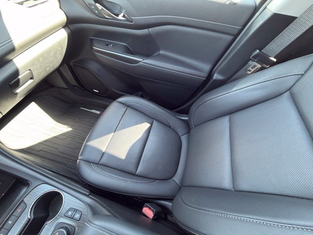 Used 2023 GMC Acadia SLT w/ Preferred Package AWD/4WD image 6
