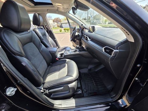 Used 2018 MAZDA CX-5 Touring w/ Preferred Equipment Package AWD/4WD image 15