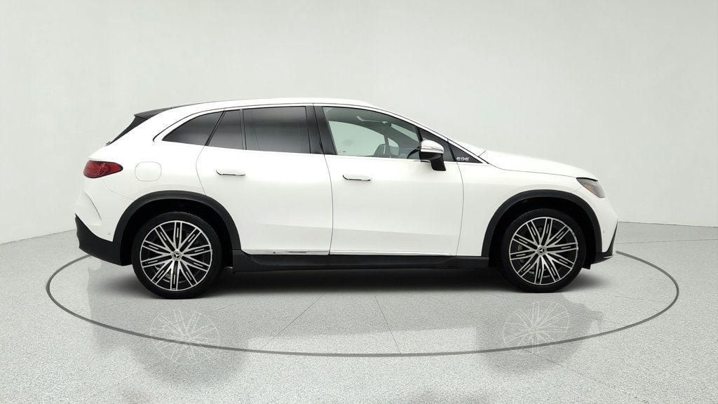 Used 2023 Mercedes-Benz EQE 350+ 4MATIC SUV w/ Pinnacle Trim Package image 4
