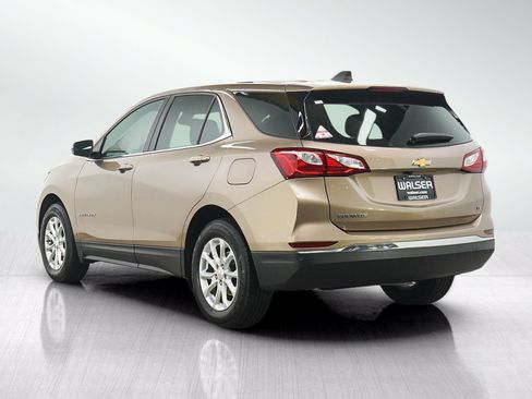 Used 2018 Chevrolet Equinox LT FWD image 3