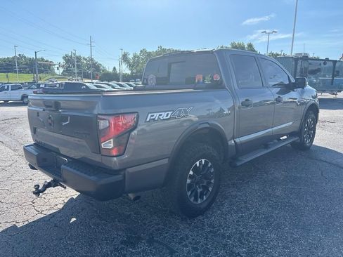 Used 2021 Nissan Titan PRO-4X w/ Pro-4x Convenience Package AWD/4WD image 7