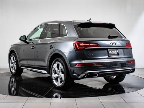 Certified 2025 Audi Q5 2.0T Premium Plus w/ Premium Plus Package image 11