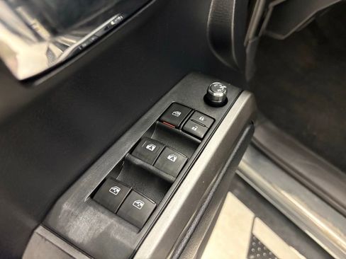 Used 2018 Toyota Tacoma Limited AWD/4WD image 29