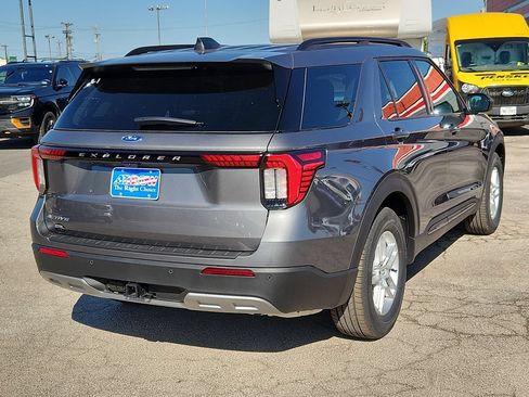 New 2026 Ford Explorer Active w/ Active Comfort Package RWD image 11