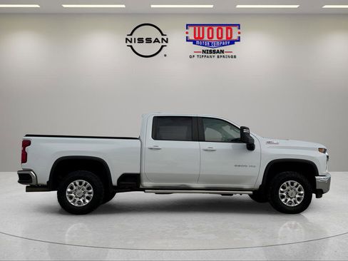 Used 2018 Chevrolet Silverado 3500 LT w/ LT Convenience Package image 2