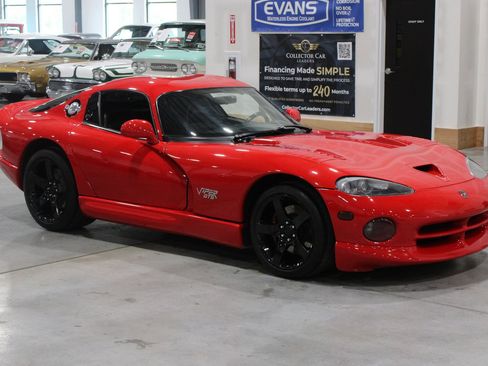 Used 1997 Dodge Viper GTS RWD image 5