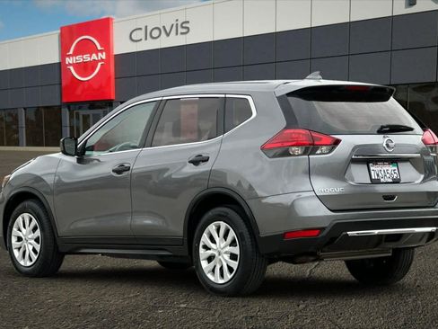 Used 2017 Nissan Rogue S FWD image 7