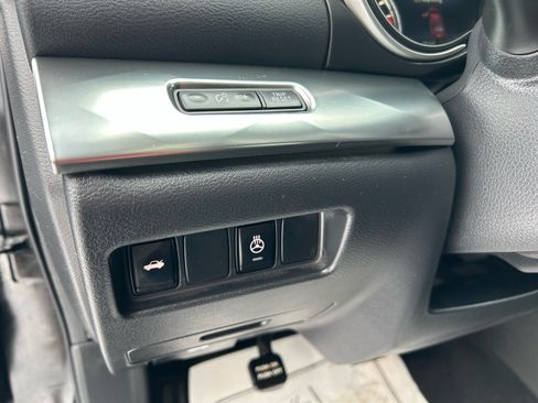 Used 2023 Nissan Maxima SL FWD image 22