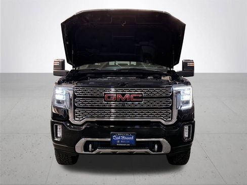 Used 2021 GMC Sierra 3500 Denali w/ Denali Black Diamond Edition image 5