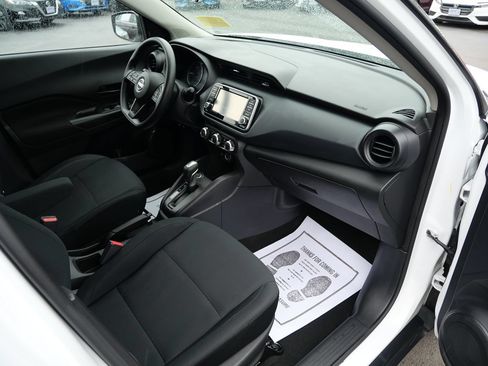 Used 2023 Nissan Kicks S FWD image 17