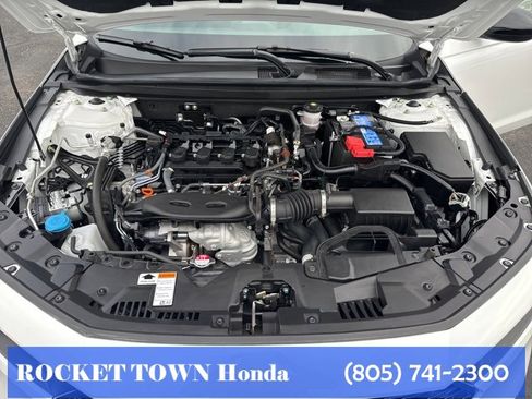 Used 2025 Honda Accord SE image 18
