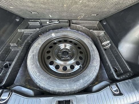 Used 2021 Ford Escape SEL FWD image 17
