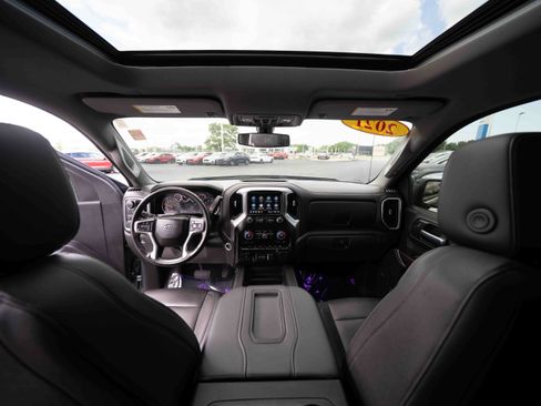 Used 2021 Chevrolet Silverado 1500 RST w/ Convenience Package II AWD/4WD image 19