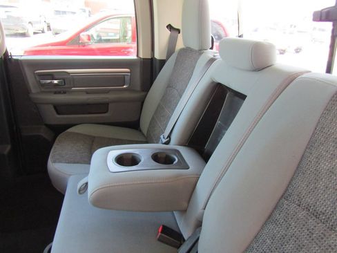 Used 2019 RAM 1500 Classic SLT w/ Luxury Group AWD/4WD image 29