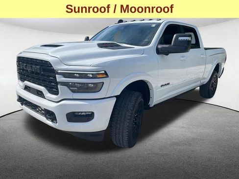 Used 2025 RAM 3500 Limited AWD/4WD image 5
