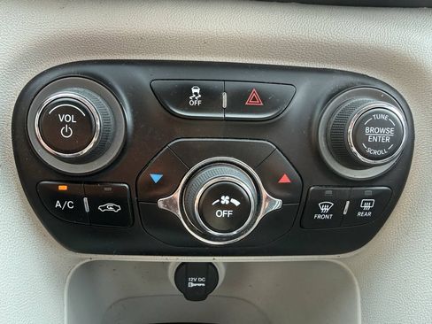 Used 2013 Dodge Dart SXT FWD image 19