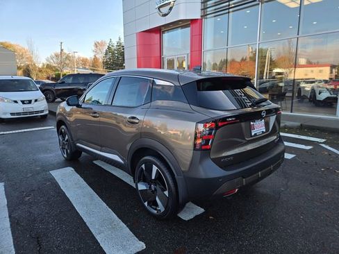 New 2026 Nissan Kicks SR w/ SR Premium Package image 8