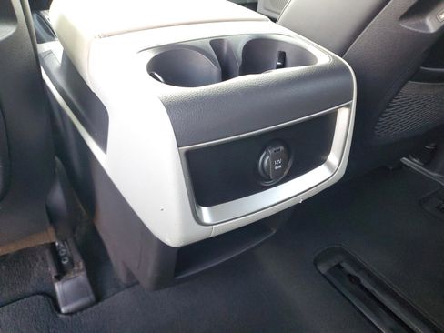 Certified 2024 Kia Carnival LX image 15