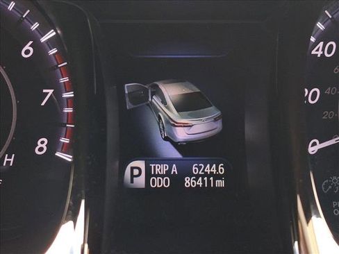 Used 2013 Toyota Avalon XLE image 11