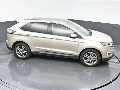 Used 2017 Ford Edge Titanium w/ Equipment Group 301A image 33