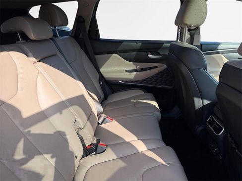 Used 2023 Hyundai Santa Fe Limited image 29