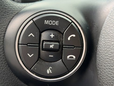 Used 2022 Kia Soul LX w/ Technology Package FWD image 24
