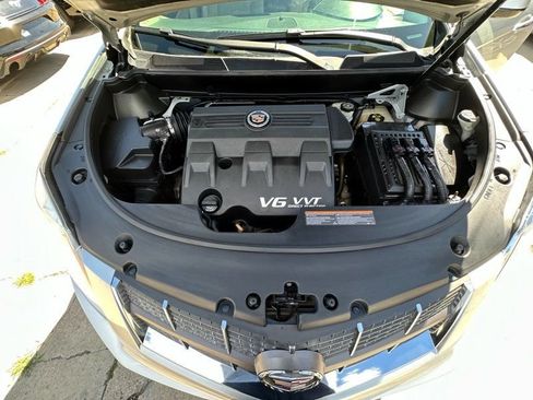 Used 2012 Cadillac SRX Luxury FWD image 29