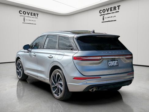 New 2024 Lincoln Corsair Grand Touring w/ Equipment Group 302A image 3