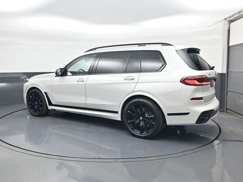 Used 2025 BMW X7 M60i w/ Executive Package image 6