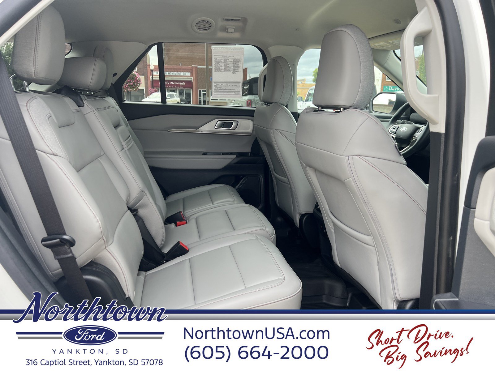 Used 2026 Ford Explorer Active w/ Active Comfort Package AWD/4WD image 24
