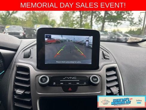 Used 2022 Ford Transit Connect XLT FWD image 22