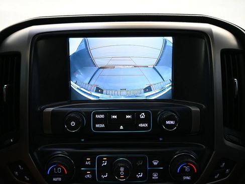 Used 2019 GMC Sierra 2500 Denali w/ Suspension Package, Off-Road AWD/4WD image 25