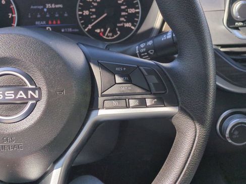 Used 2024 Nissan Altima 2.5 SV image 24