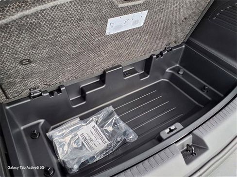 New 2026 Buick Enclave Preferred w/ LPO, Floor Liner Package image 33