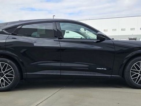 New 2026 Ford Mustang Mach-E Premium image 6