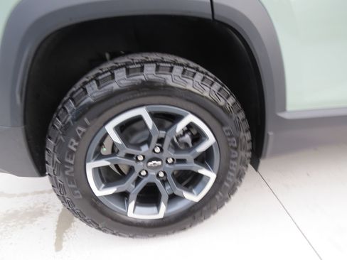 New 2026 Chevrolet Equinox ACTIV image 10